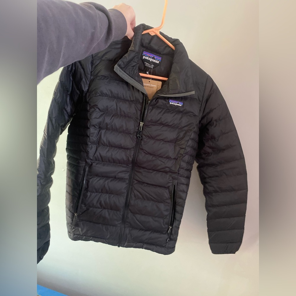 Women’s Patagonia 800-Fill Goose Down Sweater (size small)